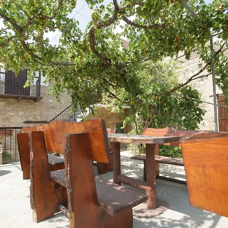 Vasilopoulos House * Tochni