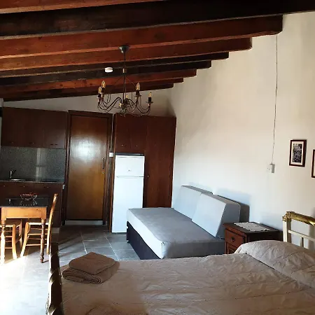 Lägenhet Vasilopoulos House Tochni