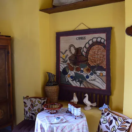 Vasilopoulos House Tochni