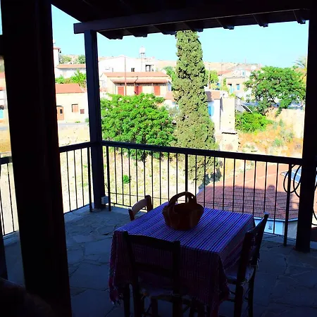 Vasilopoulos House * Tochni