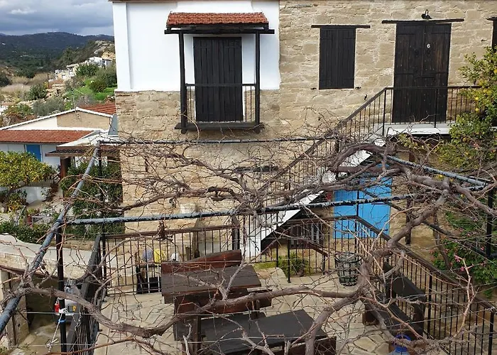 Vasilopoulos House * Tochni