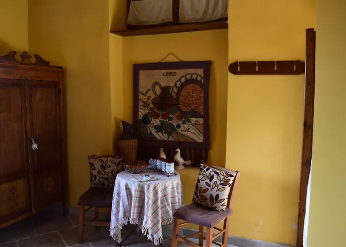 Vasilopoulos House Tochni