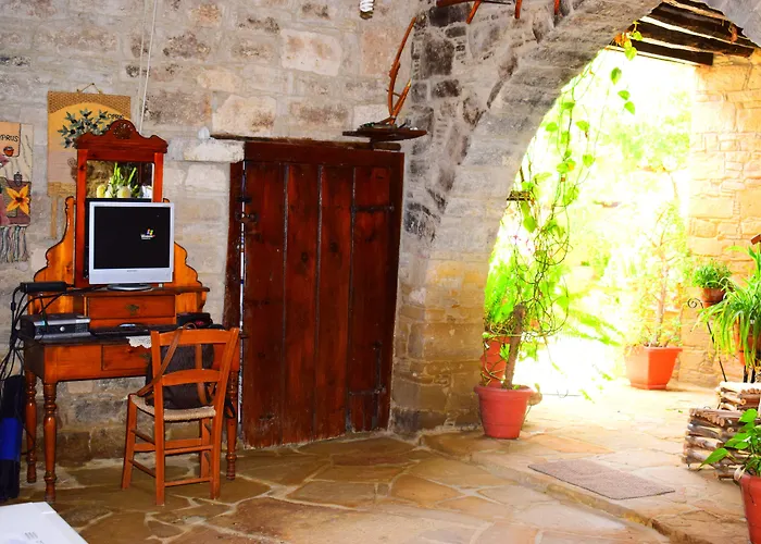 Vasilopoulos House * Tochni