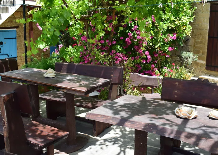 Vasilopoulos House * Tochni